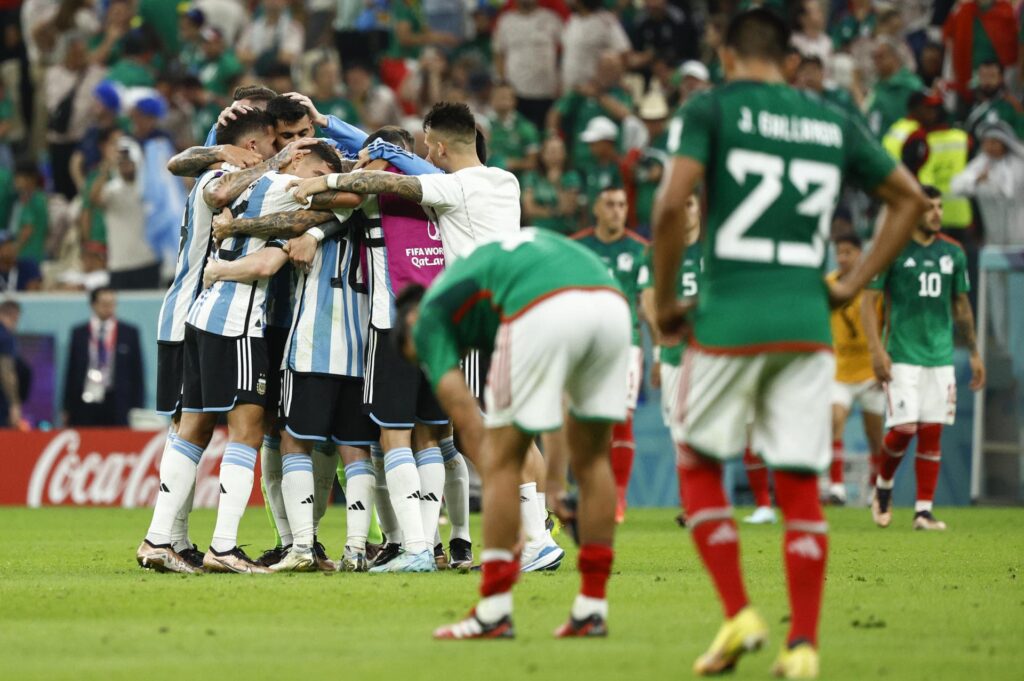 2-0. Messi da vida a Argentina y derrota a México