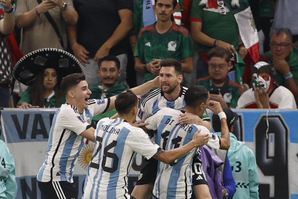 2-0. Messi da vida a Argentina y derrota a México