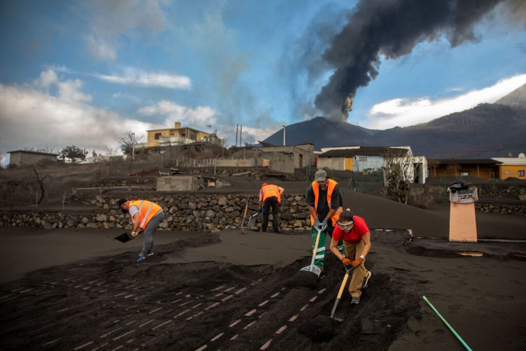 El voluntariado de la erupción en La Palma recibe el Premio Extraordinario Estatal 2022