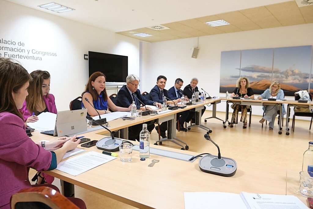 El Gobierno de Canarias y el TSJC profundizan en sus líneas de cooperación y colaboración