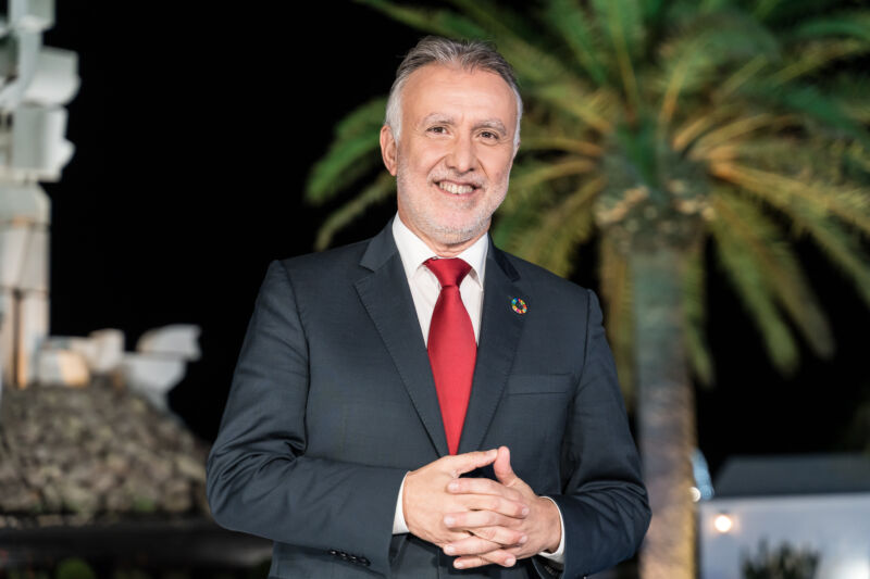 Ángel Víctor Torres felicita a Canarias por su esfuerzo y valentía en su mensaje de Fin de Año