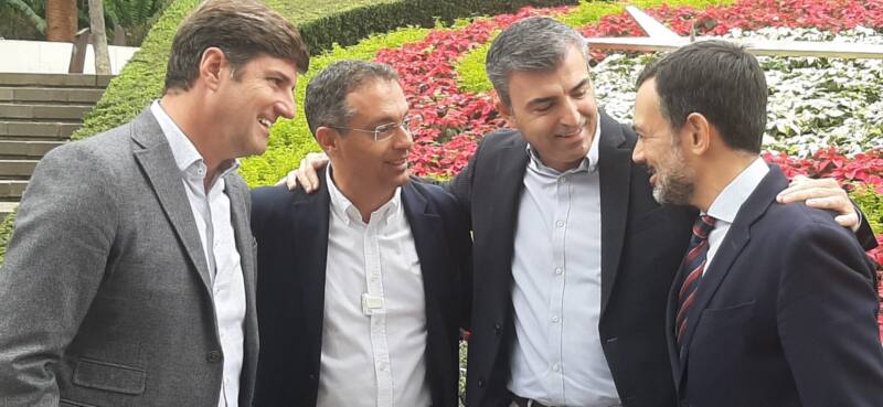 Carlos Tarife (segundo por la izquierda) en la presentación de su candidatura por el PP a la alcaldía de Santa Cruz de Tenerife / PP