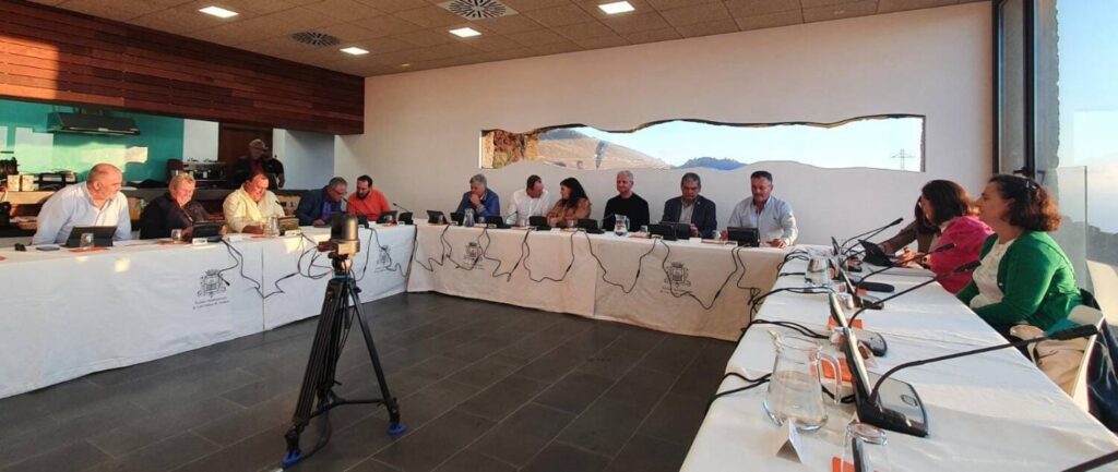 El Comité Ejecutivo de la FECAM se reúne en Los Llanos de Aridane, en La Palma