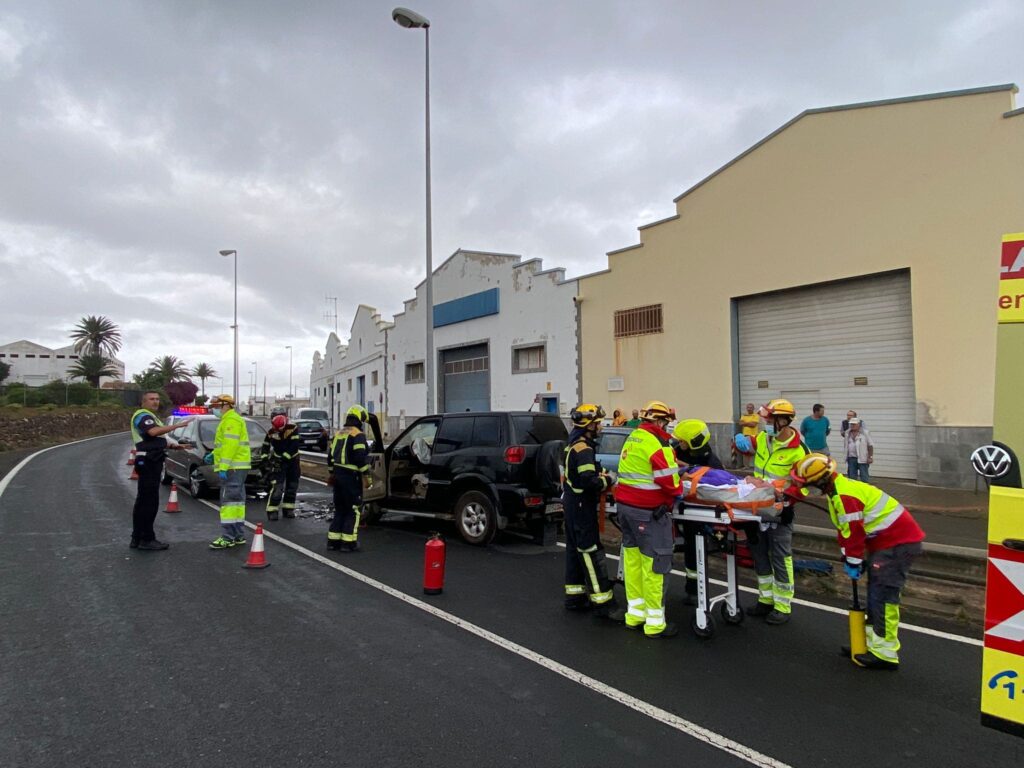 Dos accidentados por choque frontal a la altura de Ingenio, en Gran Canaria