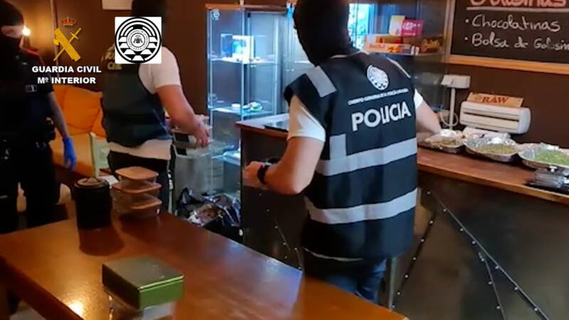 La Policía Canaria y la Guardia Civil desarticulan un punto de venta de drogas en Moya, Gran Canaria