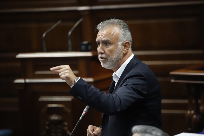 Torres dice que la EPA de 2022 certifica la recuperación económica de Canarias