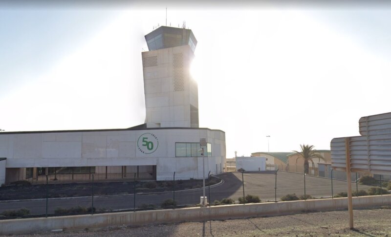CCOO y USCA convocan huelga de controladores aéreos en las torres privatizadas