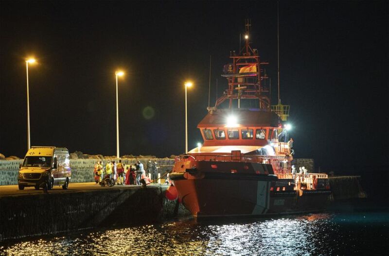 Rescatan tres pateras con 118 personas a bordo en Gran Canaria y Lanzarote