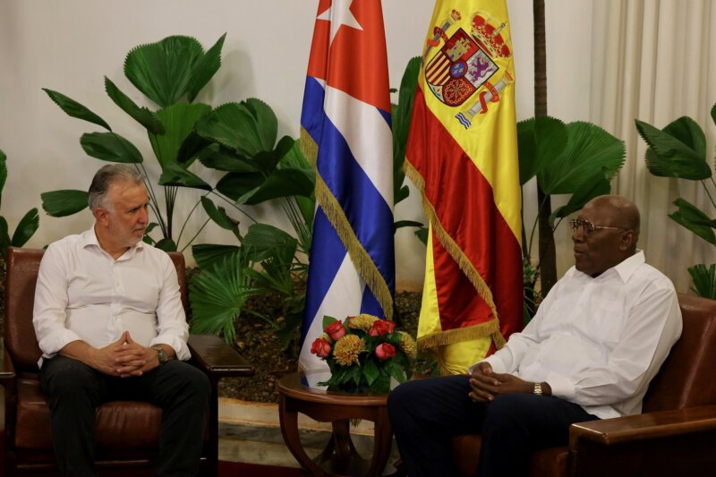 Torres: "La visita a Cuba nos ha ayudado a estrechar aún más los lazos"