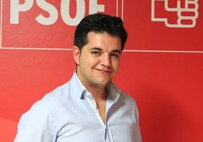 El PSOE abre expediente disciplinario y suspende de militancia a Taishet Fuentes y Juan Bernardo Fuentes
