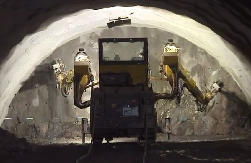 El túnel de Erjos, una de las obras del anillo insular de Tenerife, alcanza el 80% de su construcción