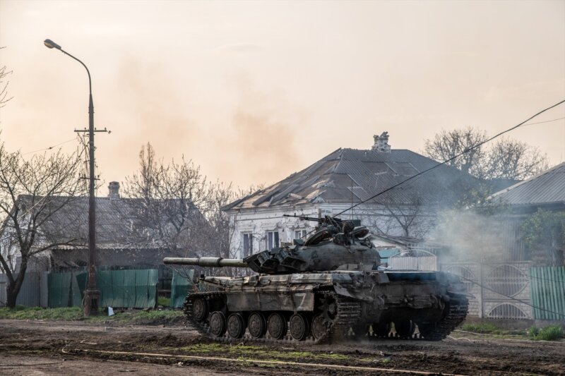 Alertan del inicio de una "movilización militar" rusa en Maríúpol