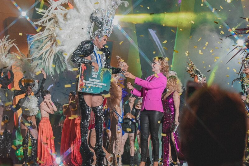Drag Ácrux logra el cetro en el Carnaval Internacional de Maspalomas