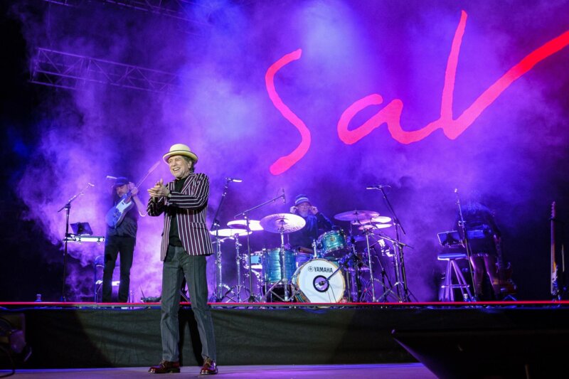 Sabina se reencuentra en Gran Canaria con el escenario ante 7.000 personas