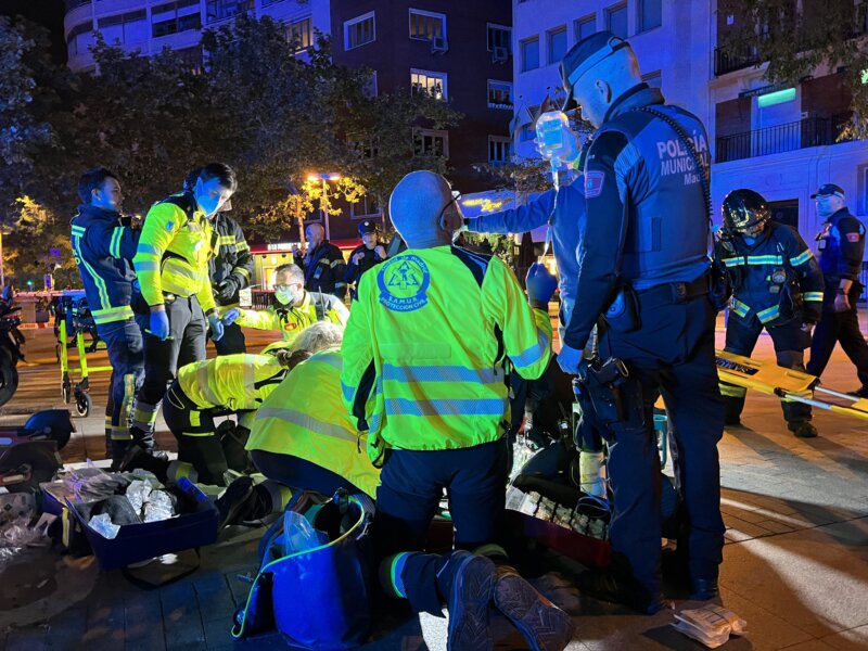 Fallecen dos personas tras un incendio en un restaurante de Madrid