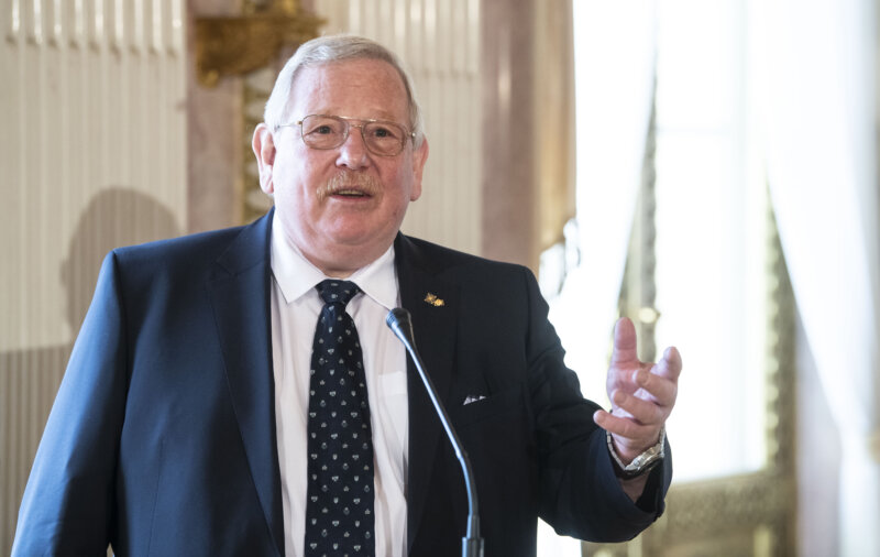 Reinhard Genzel, Nobel de Física en 2020 participa en un congreso de la ULL