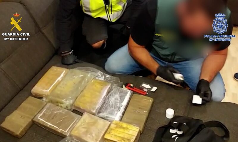 Desarticulado entramado de tráfico de drogas península-Canarias