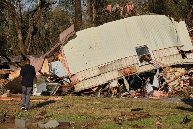 50 tornados distintos azotan Estados Unidos