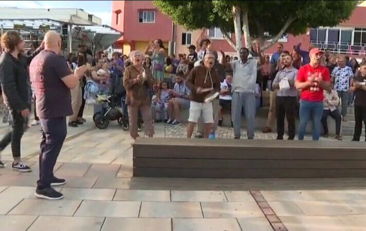 Vecinos de Fuerteventura se manifiestan por los problemas en el suministro de agua