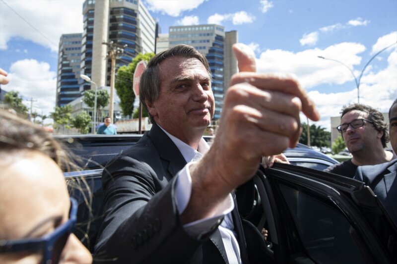 Bolsonaro declarada que no manipuló su cartilla de vacunación