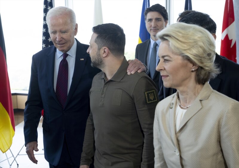 EEUU dará otros 350 millones en ayuda militar a Ucrania