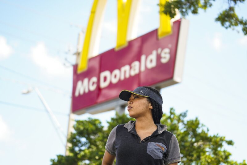 EEUU multa a McDonald's por tener a más de 300 menores trabajando ilegalmente, incluidos dos niños de 10 años
