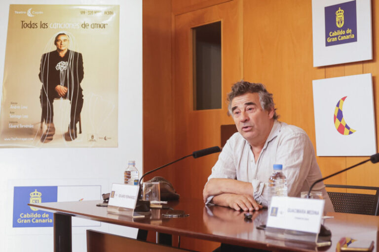 El actor Eduard Fernández recuerda a su madre protagonizando ‘Todas las canciones de amor’