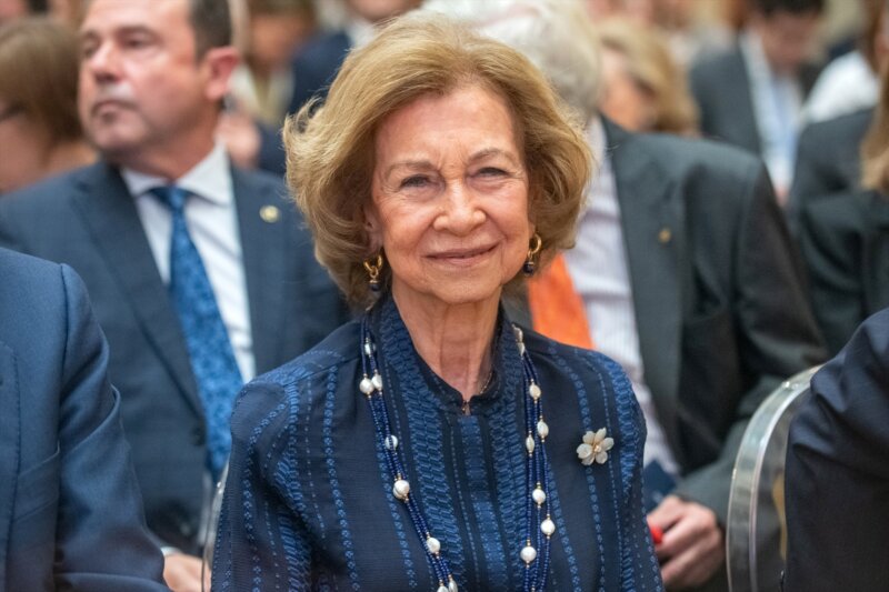 La Fundación Transforma España premia a la reina Sofía por su labor social