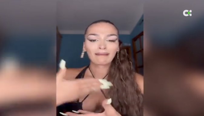 Fotograma del vídeo que ha compartido Keyla Suárez en sus redes sociales denunciando la agresión / RTVc