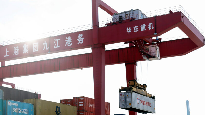 Las importaciones de China sumaron en el sexto mes del año un valor total de 214.700 millones de dólares
