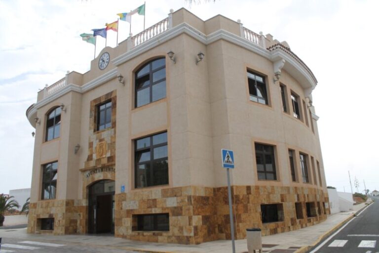 Antigua destina 35.000 euros para ayudas en Educación