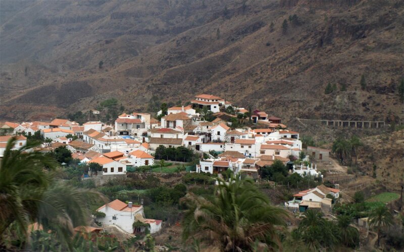 Encuentran a un hombre sin vida tumbado al sol en Fataga, Gran Canaria