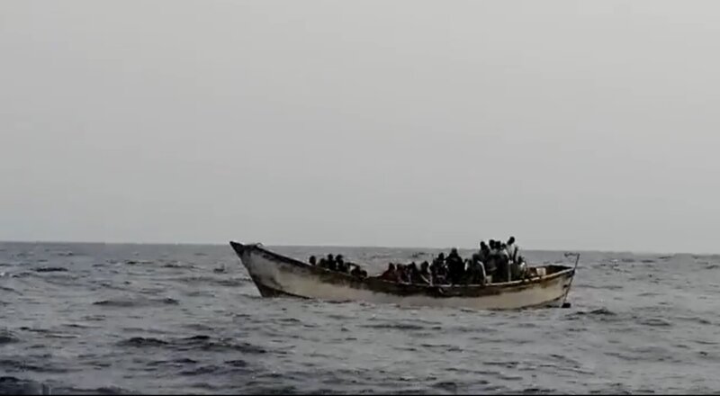 Mueren 60 migrantes al salir en una embarcación de Senegal. Presumiblemente, la intención de los migrantes era llegar a las costas de Canarias