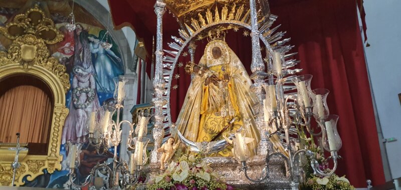La Basílica de Candelaria acogió este jueves el pregón de las fiestas en honor a la virgen