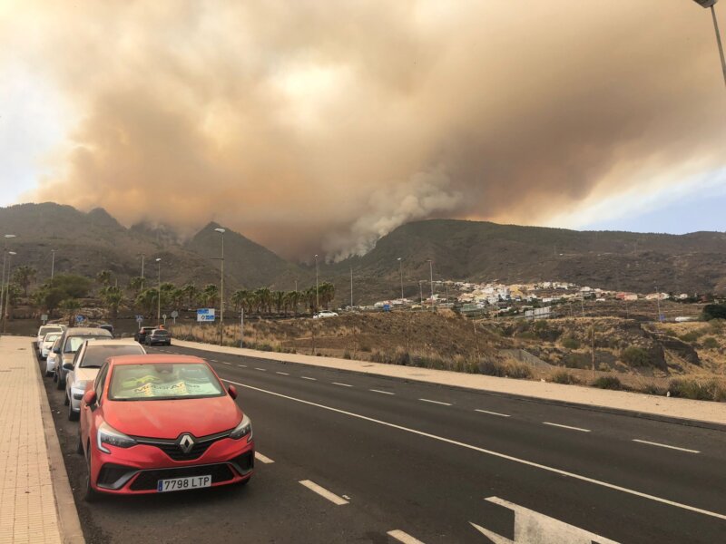 Incendio forestal Arafo y Candelaria (Tenerife)