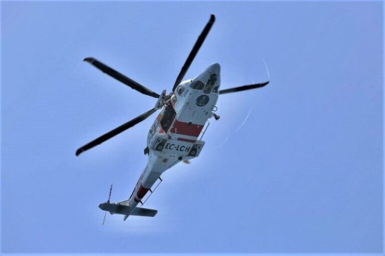 Herido tras chocar con una zódiac contra unas rocas en Gran Canaria