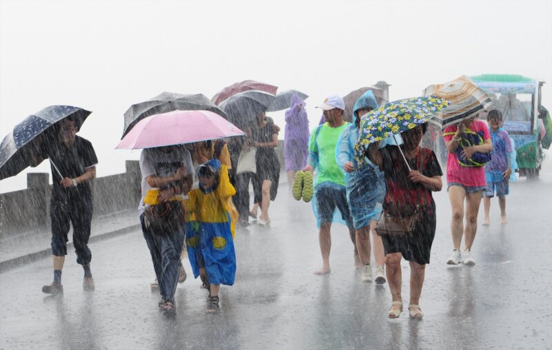 El tifón 'Haikiu' obliga a evacuar a 300.000 personas en China