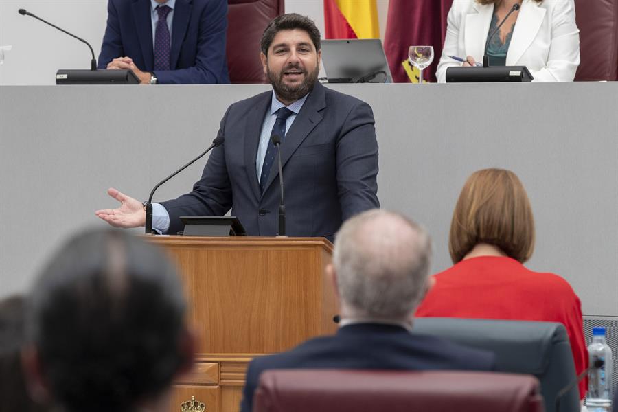López Miras, reelegido presidente de Murcia con los votos de Vox