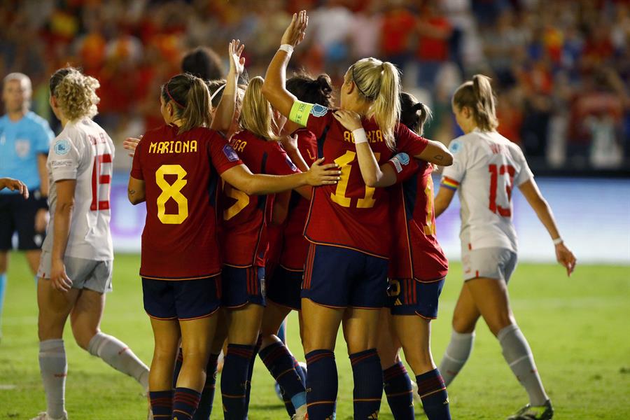 España gana a Suiza y pone la directa en la Liga de Naciones