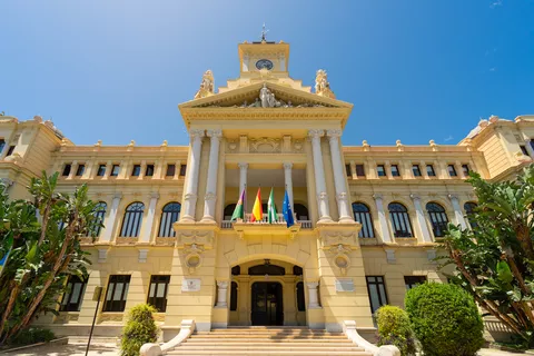 El Ayuntamiento de Málaga da el último paso para limitar las despedidas de solteros y solteras en la ciudad 