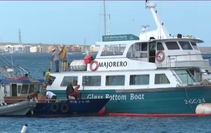 Habilitan una zona en Corralejo para reparar el barco 'El Majorero'