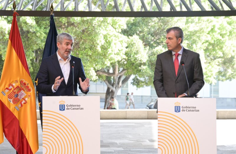 Rueda de prensa balance de cien días de Gobierno. Fernando Clavijo y Manuel Domínguez