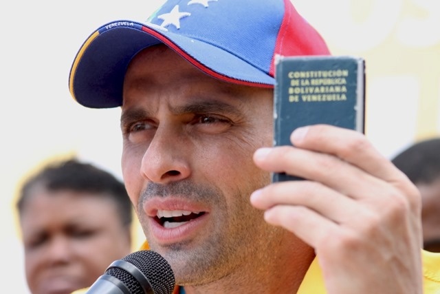 Capriles retira su candidatura a las primarias de la oposición venezolana
