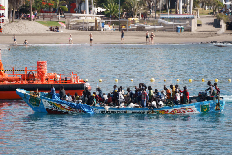 Un cayuco llegado a Canarias este domingo con 43 migrantes