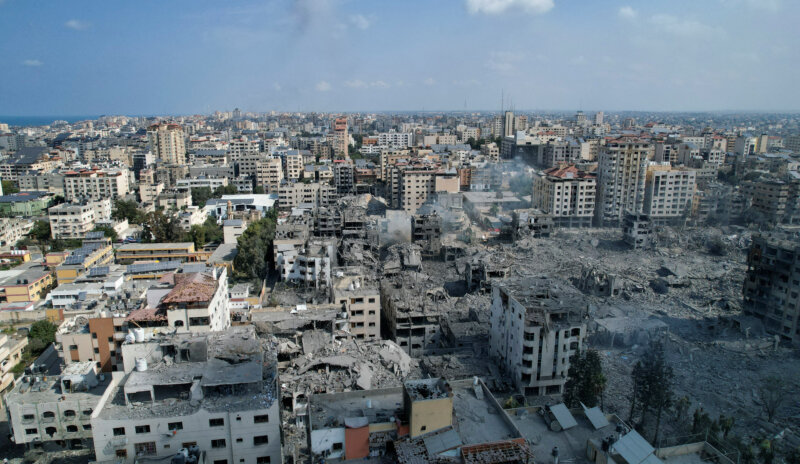 Edificios destruidos en la ciudad de Gaza por los bombardeos de Israel