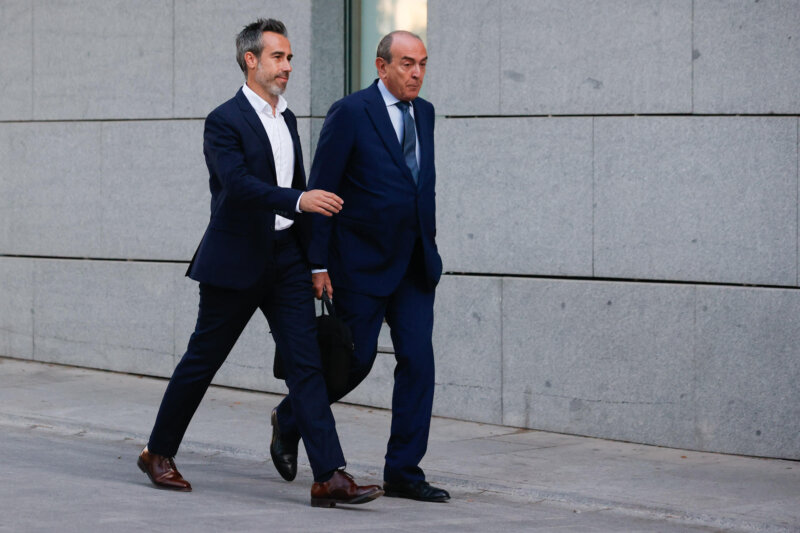 Jorge Vilda, este martes a su llegada a la Audiencia Nacional en Madrid para declarar ante el juez como imputados por las presuntas coacciones a la jugadora Jenni Hermoso tras el beso de Rubiales