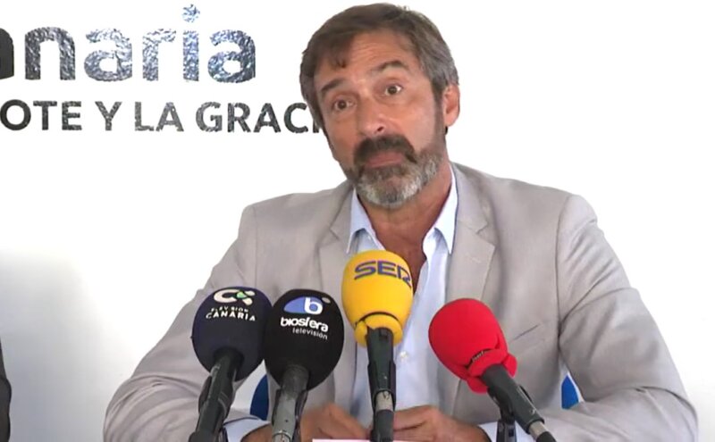El senador Pedro San Ginés valora en una rueda de prensa su absolución total en el caso de Montaña Roja