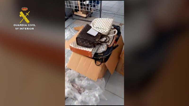 Prendas y artículos falsificados que han sido incautados en Fuerteventura