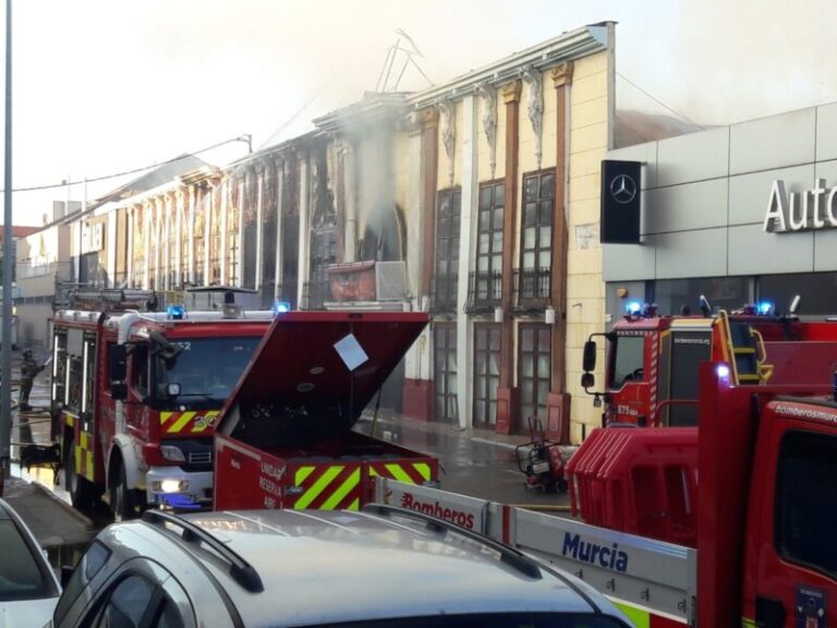 Un incendio en una discoteca de Murcia deja trece muertos