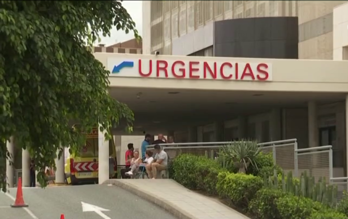 Los hospitales activan sus planes de contingencia. (Archivo) Urgencias del Hospital Universitario de Gran Canaria Doctor Negrín, en Gran Canaria